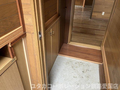 【玄関】 | ◆収益物件◆新富町5-4 | 3LDKアパートの玄関です☆