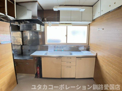 【キッチン】 | ◆収益物件◆新富町5-4 | 2LDKアパートのキッチンです☆