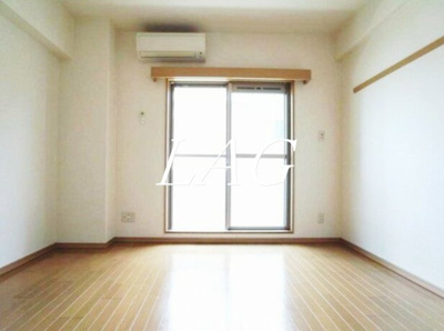 【居間・リビング】 | エクセリア池袋 | 洋室のお部屋です。