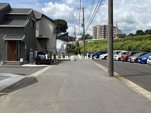 【居間・リビング】 | 【仲介手数料０円】厚木市船子第7　新築一戸建て　全3棟 | 2号棟　厚木市船子第7　新築一戸建て　全3棟