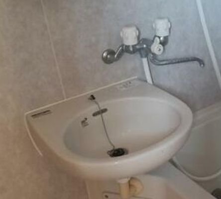 ハイツマコトＣの洗面所