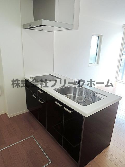 小金井市東町２丁目のアパートのキッチン
