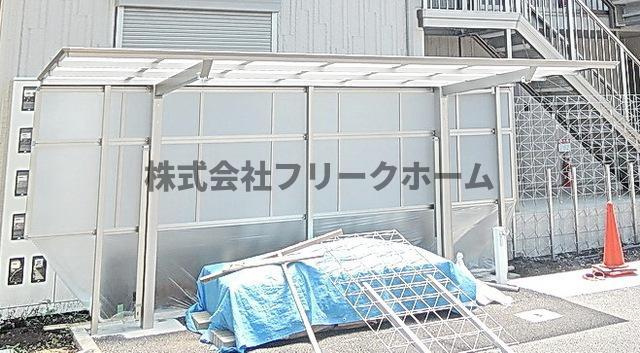 小金井市東町２丁目のアパートの駐車場
