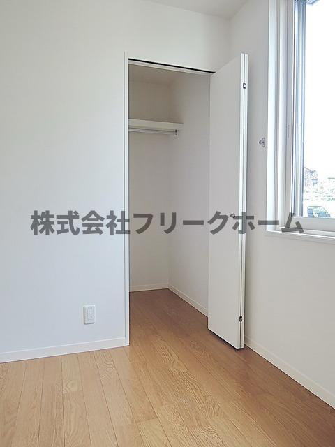 小金井市東町２丁目のアパートの収納