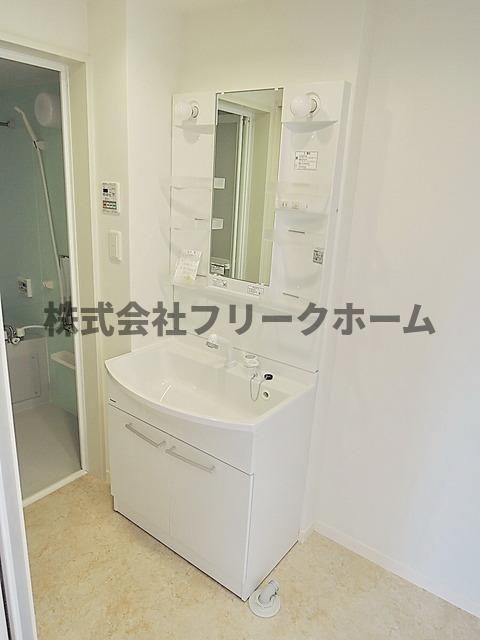 小金井市東町２丁目のアパートの洗面所