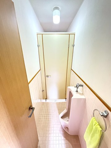橿原市葛本町のトイレ|明るく清潔感のあるトイレ