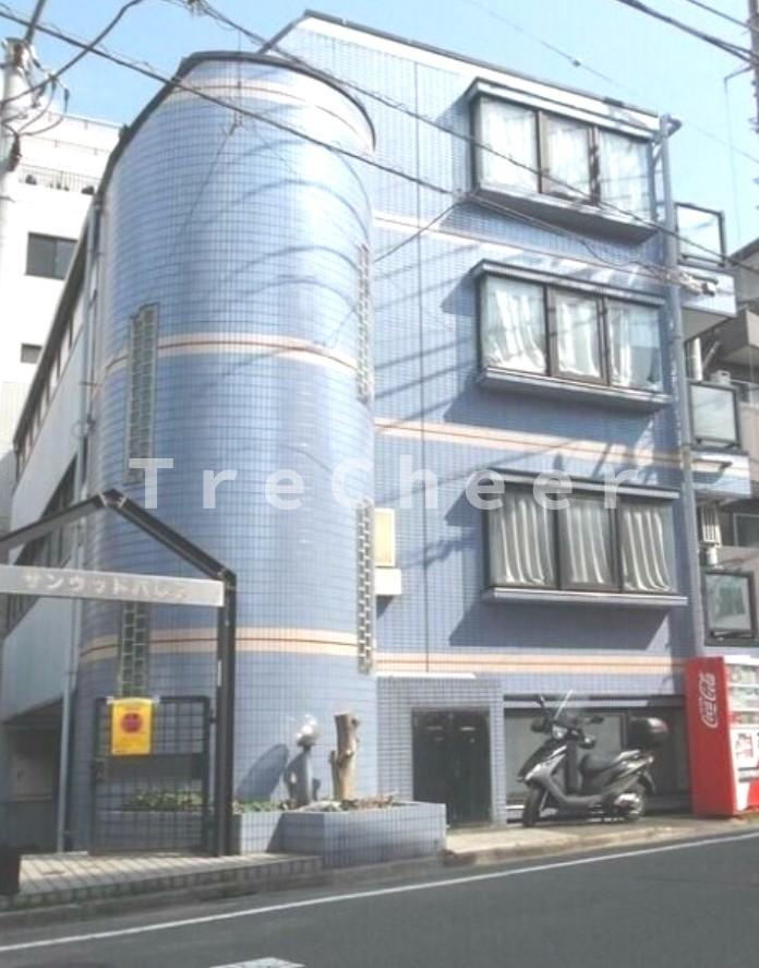 サンウッドパレスのエントランス
