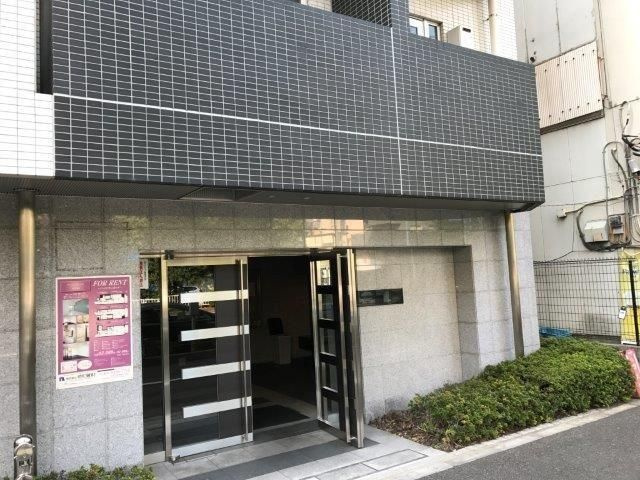 ステージグランデ文京白山のエントランス