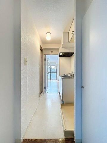 コージー久米川（Ｃｏｚｙ　Ｋｕｍｅｇａｗａ）の玄関
