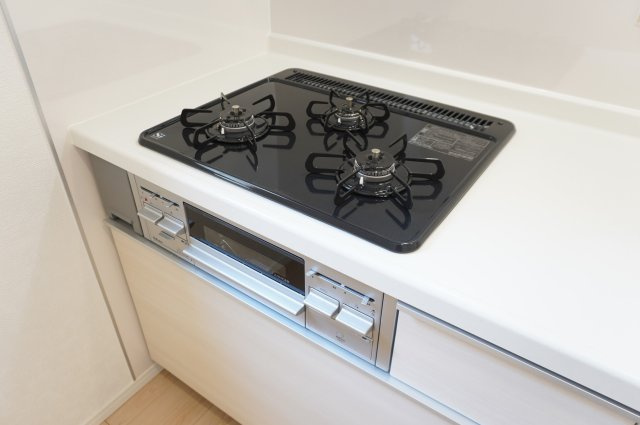 草加市苗塚町 新築分譲住宅のキッチン