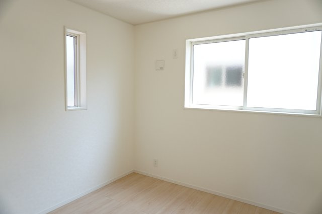 草加市苗塚町 新築分譲住宅の洋室|2階 4.5帖
