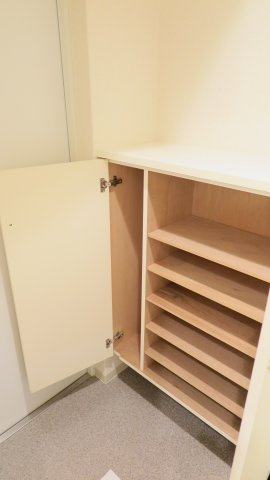 大阪市西区南堀江３丁目の賃貸マンションの収納