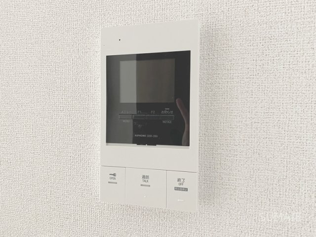 ヒカルサ大宮三橋のセキュリティ|安心のモニター付きインターホン！