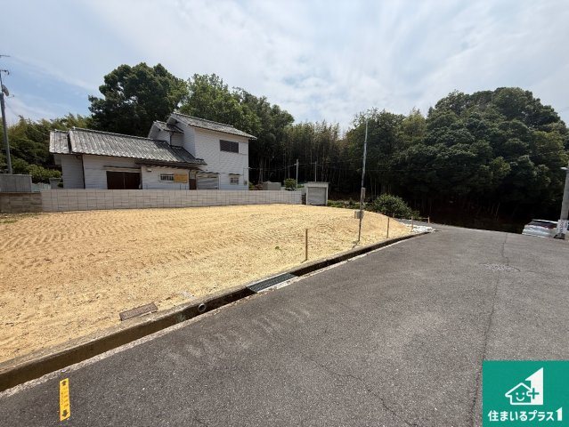 大阪狭山市大野台　第12期　新築一戸建ての前面道路含む現地写真|周辺は落ち着いた街並みの住宅地！子育てがしやすい住環境です！まだ未完成ですが、現地でしかわからない事もございます。是非一度ご覧ください。
