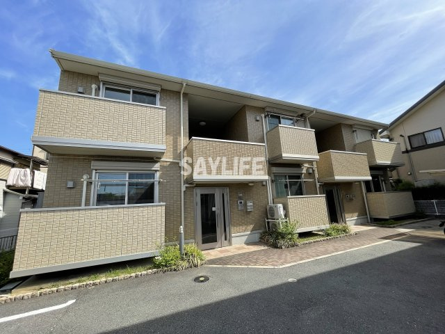グラッツィエの外観