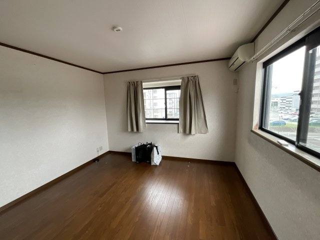 【洋室】 | 駅前町戸建