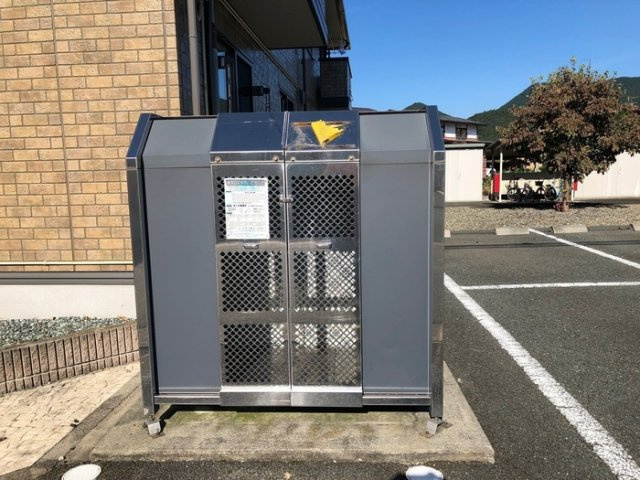 オーシャンソレイユ Ｃ|入居者専用ゴミ捨て場
