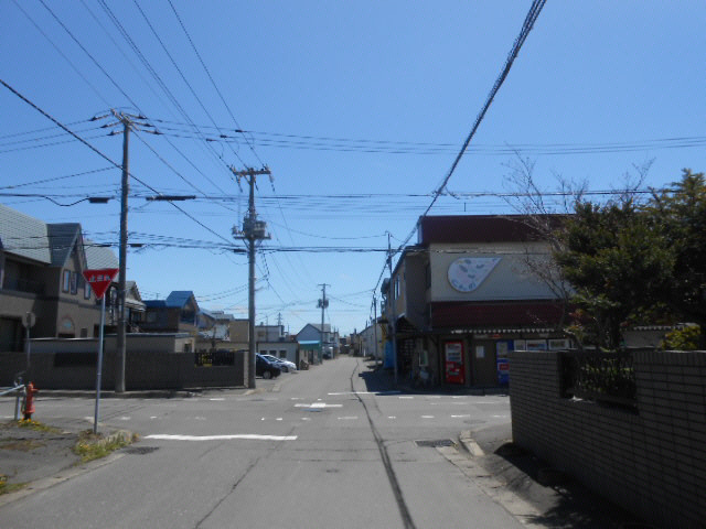 ザアレンジコウの周辺