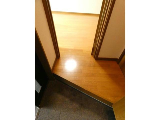 ザアレンジコウの玄関