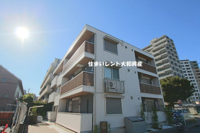 アビタシオン中央林間の外観