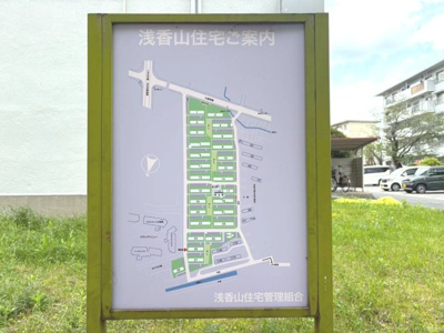 【地図】 | 浅香山住宅２６号棟 | 敷地内には公園や緑が多く、都会の喧騒を忘れるほど静かで落ち着いた住環境です。