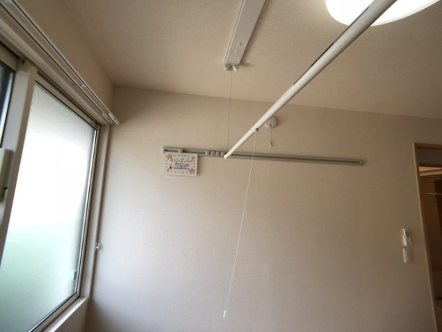 フォレスタ中央のその他|室内物干し