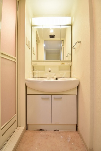 ADWResidence松屋町の洗面所