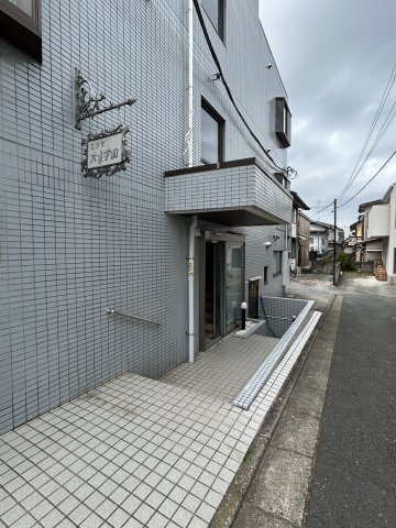 エリゼ大泉学園のエントランス