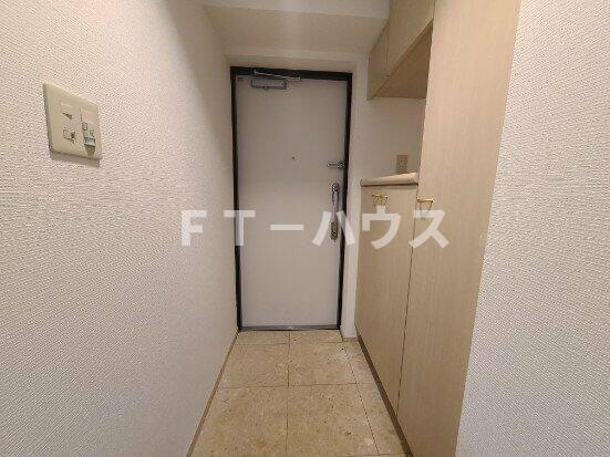 シャリエ船橋夏見台の玄関