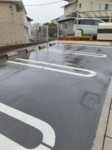ドミール　　刈谷市近郊の賃貸はクラスホーム刈谷店の駐車場|駐車場です