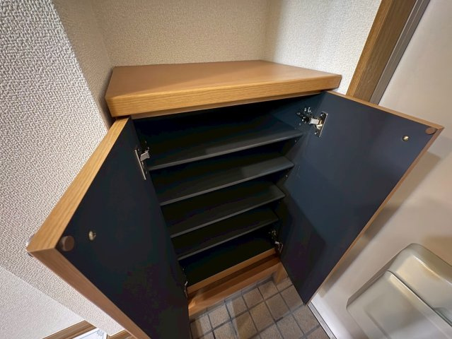 エクセルハイツⅢ番館の収納