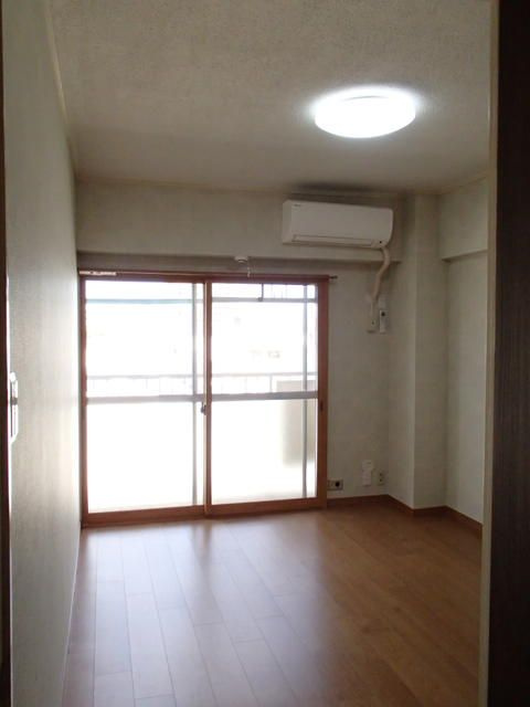 ドミール蓮根の内装