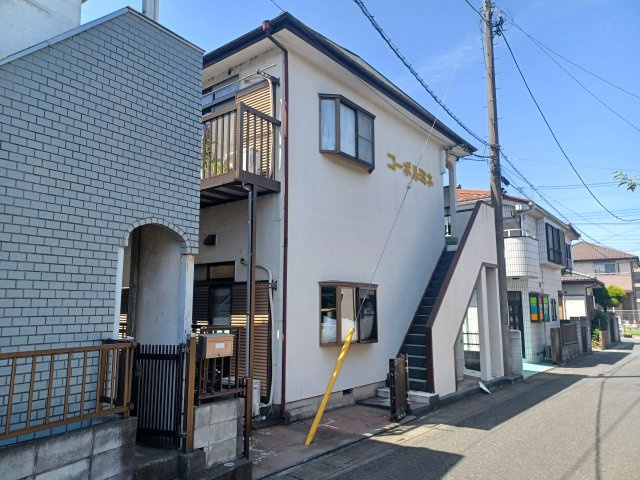 コーポルミネの外観