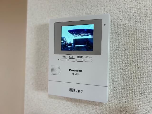 エルモリカワの内装|カメラ付インターホン