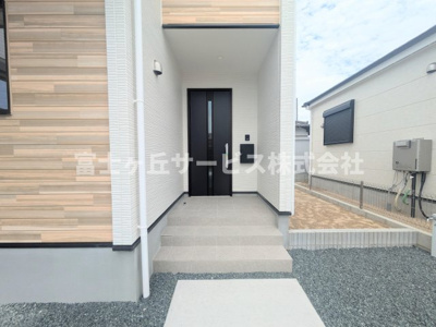【エントランス】 | 磐田市川袋 新築一戸建て 1号棟 | エントランスです