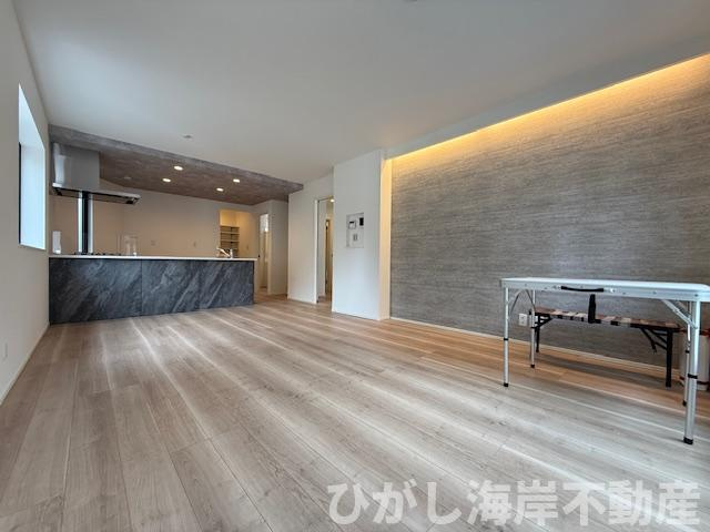 茅ケ崎市松林１丁目　新築戸建　全31区画の居間・リビング|17.5帖　LDK