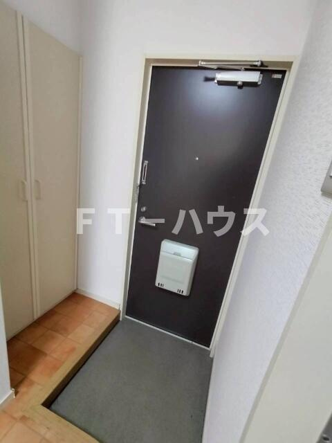 ファーストコーポの玄関