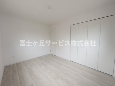 【洋室】 | 磐田市川袋 新築一戸建て 2号棟 | 洋室です