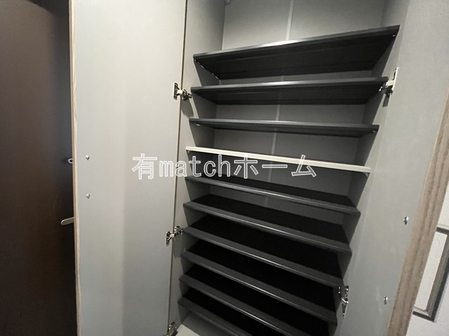 フロンティアタワー難波EASTの収納|他部屋の参考画像です
間取り図を参照してください