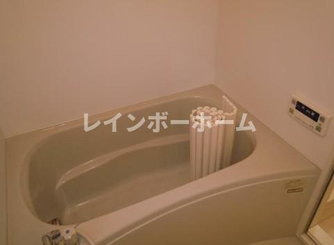 ドミールブラシェ市川の浴室