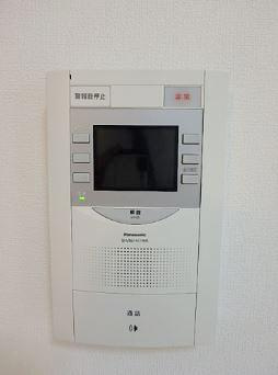 【セキュリティ】 | コロネード春日 | 【コロネード春日】安心のＴＶモニター付きオートロック
