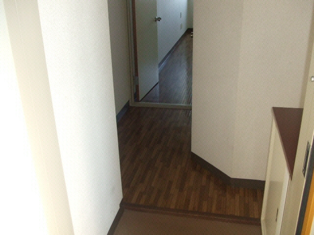 メゾン緑西の玄関