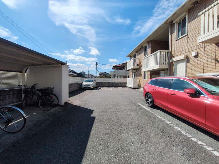 ガレリア　グランデの駐車場