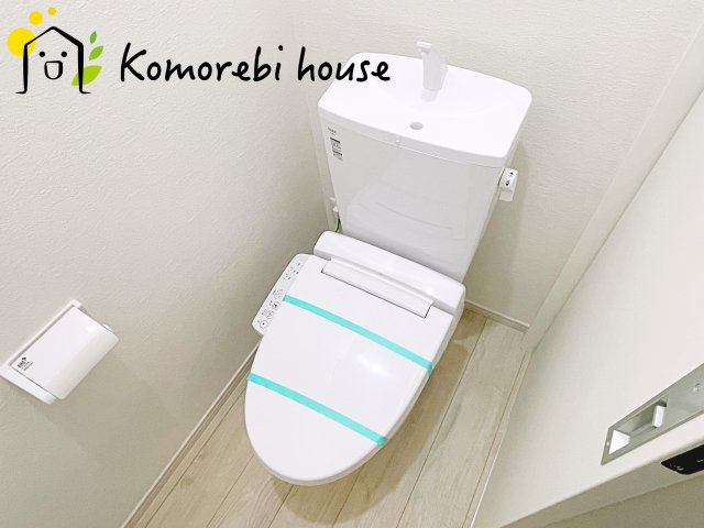 さいたま市西区西遊馬　2期　新築一戸建て　KEIAI TERRACE　01のトイレ|トイレもきれいです