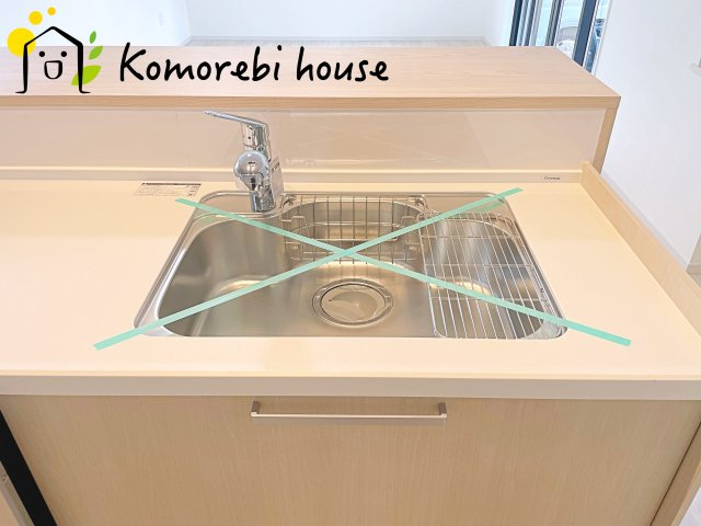 さいたま市西区西遊馬　2期　新築一戸建て　KEIAI TERRACE　01のキッチン|きれいなキッチンです