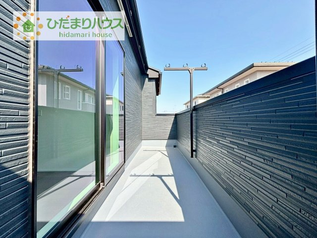 【バルコニー】 | 取手市本郷6期　新築戸建　3号棟 | 広々としたバルコニー。お洗濯物もぜーんぶ干せちゃいます！！