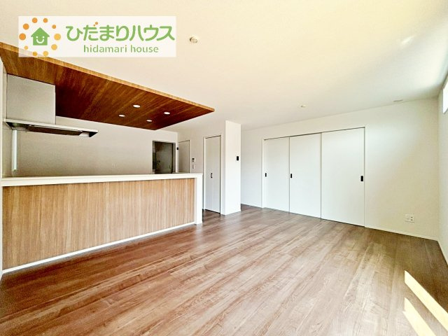 【居間・リビング】 | 取手市本郷6期　新築戸建　3号棟 | 大型テレビに大型ソファー(^^)どんなインテリアにしますか？