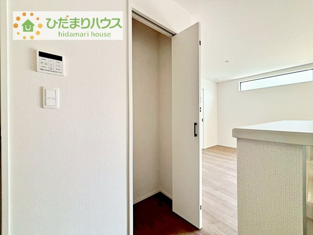 【収納】 | 取手市本郷6期　新築戸建　3号棟 | パントリー完備で散らかりがちなキッチン回りもラクラクお片付けできちゃいます！(*^-^*)