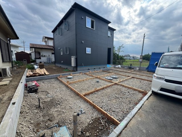 杉戸町清地　新築一戸建て　リーブルガーデンの駐車場|2026/07/27　撮影