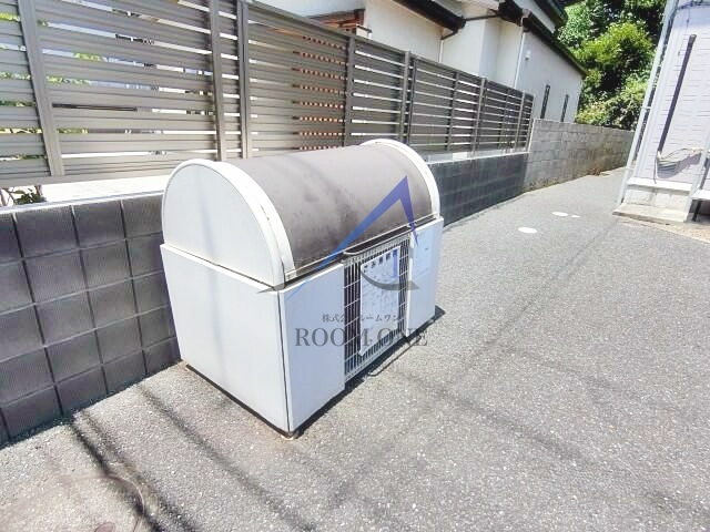 ヒルズ　ヤマカノウのその他共用部分|敷地内ゴミ置き場です。